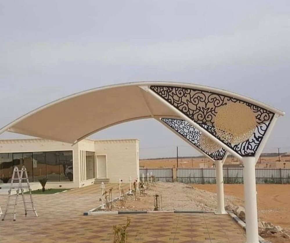 المتفوق لمظلات السيارات